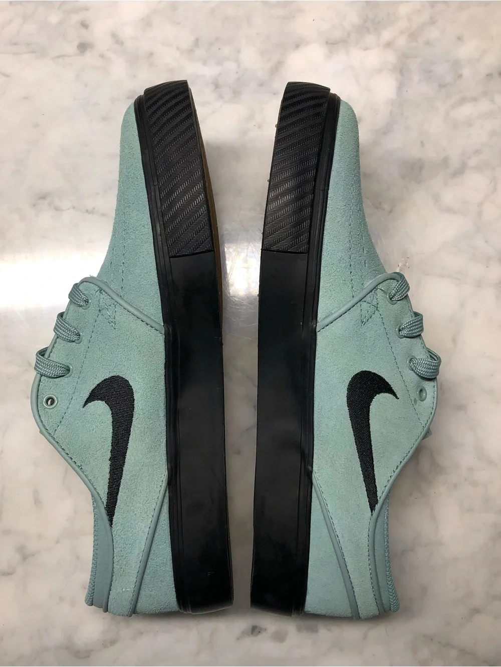 Nike SB Zoom Janoski OG+ Cannon Black suede skate shoes